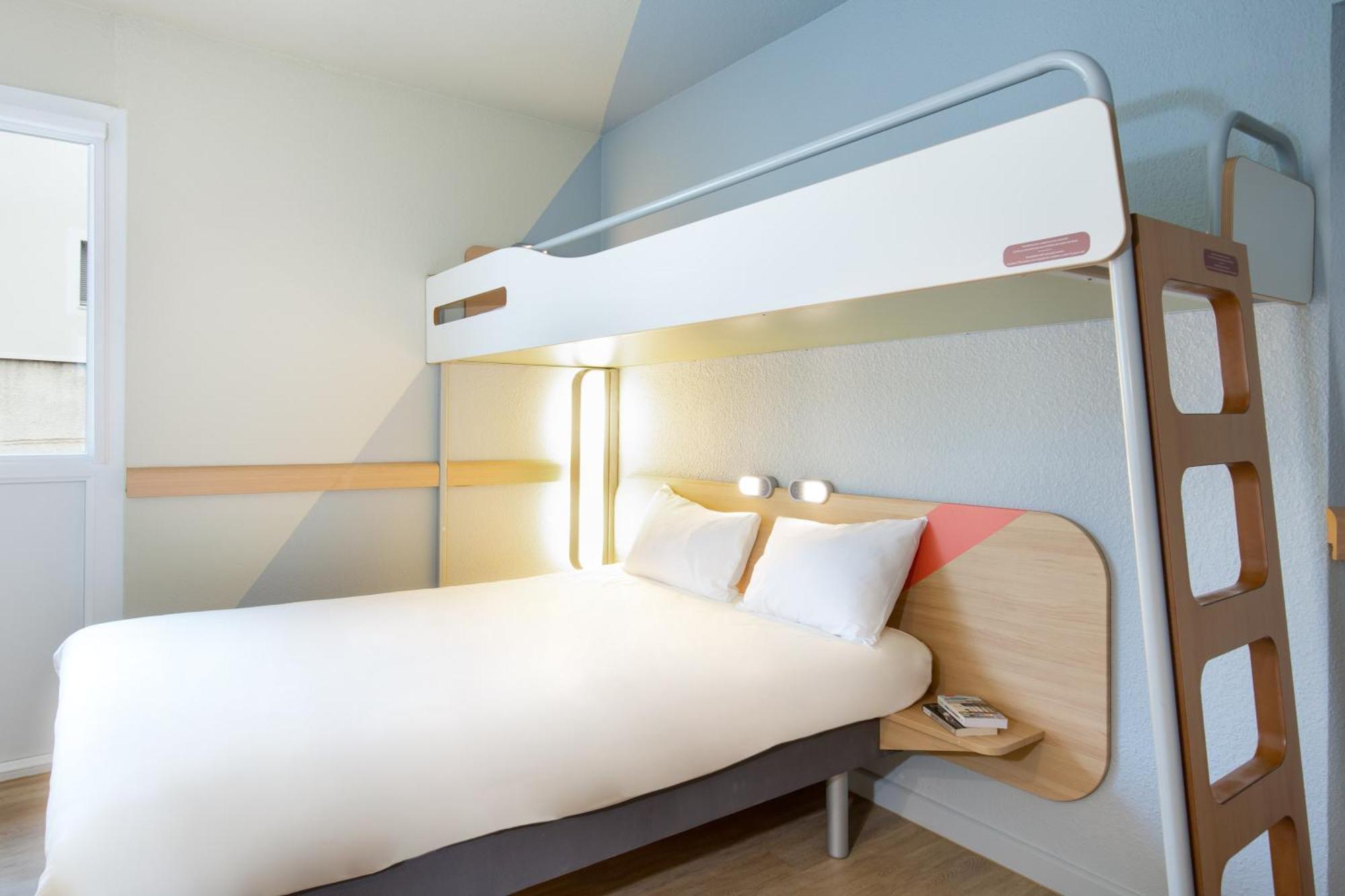 Ibis Budget 카바용 외부 사진