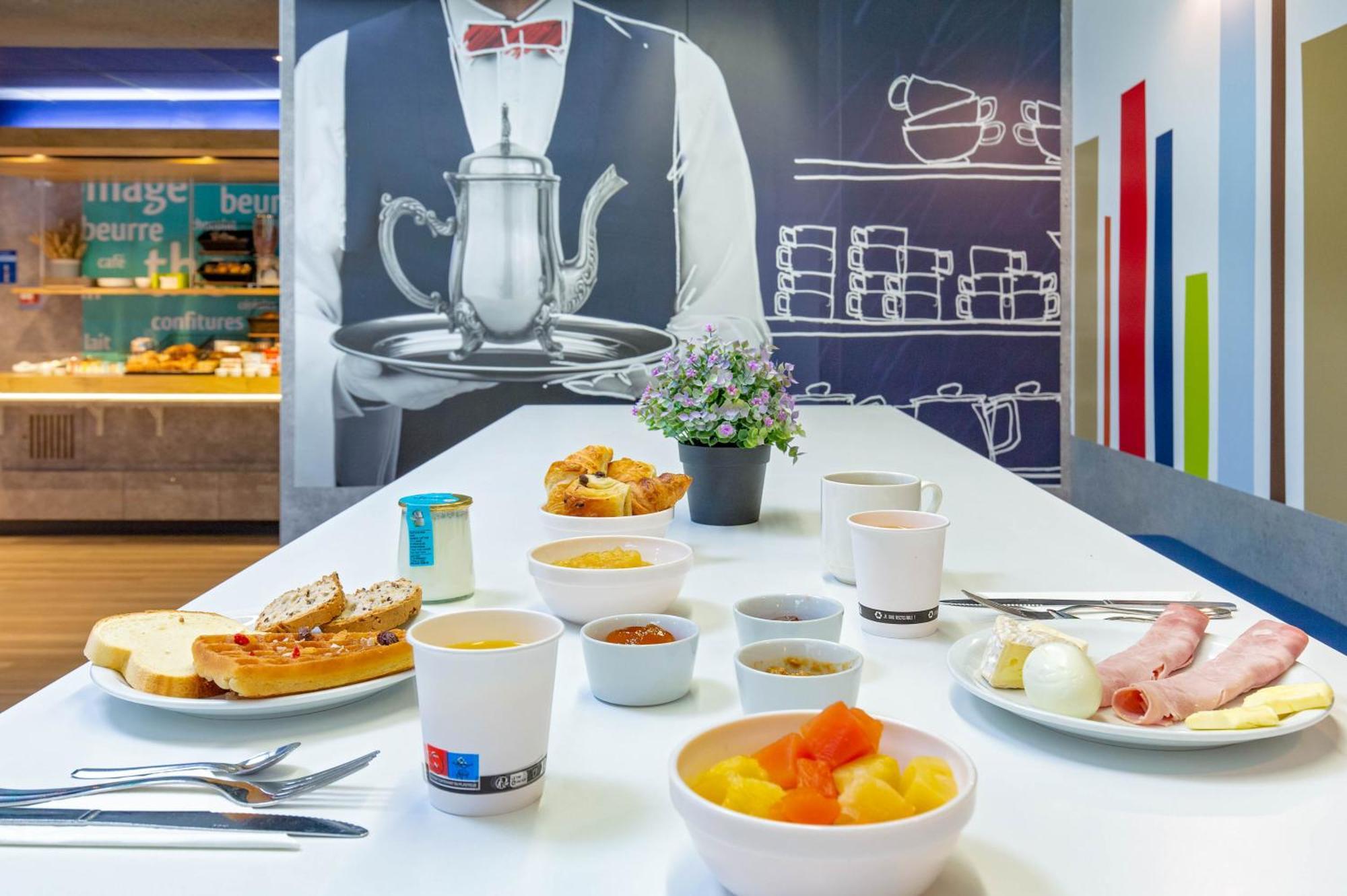 Ibis Budget 카바용 외부 사진