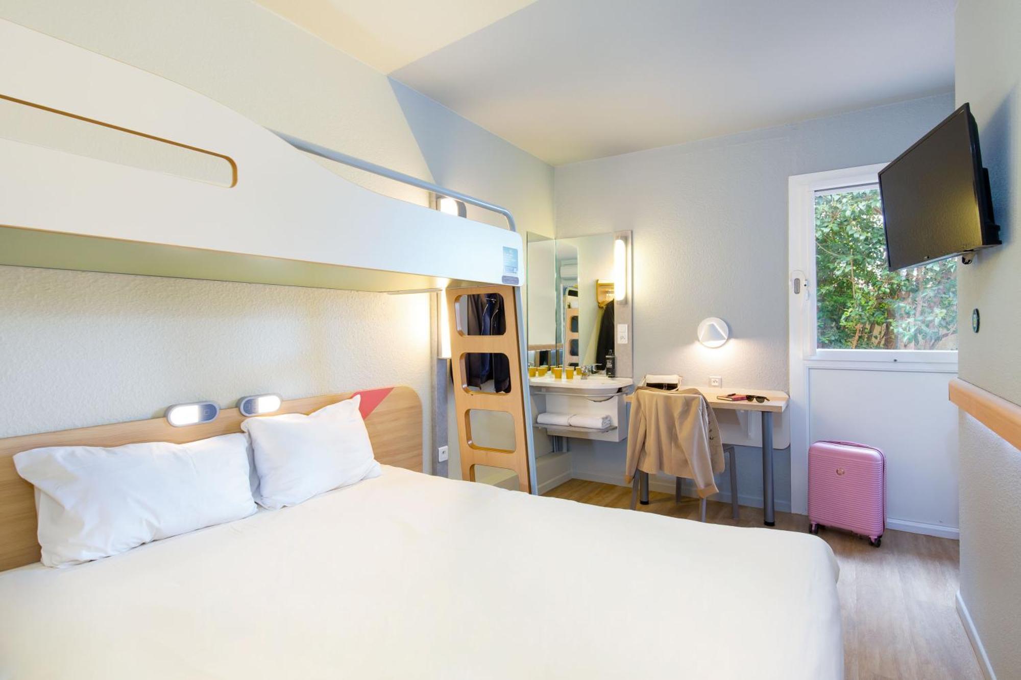 Ibis Budget 카바용 외부 사진