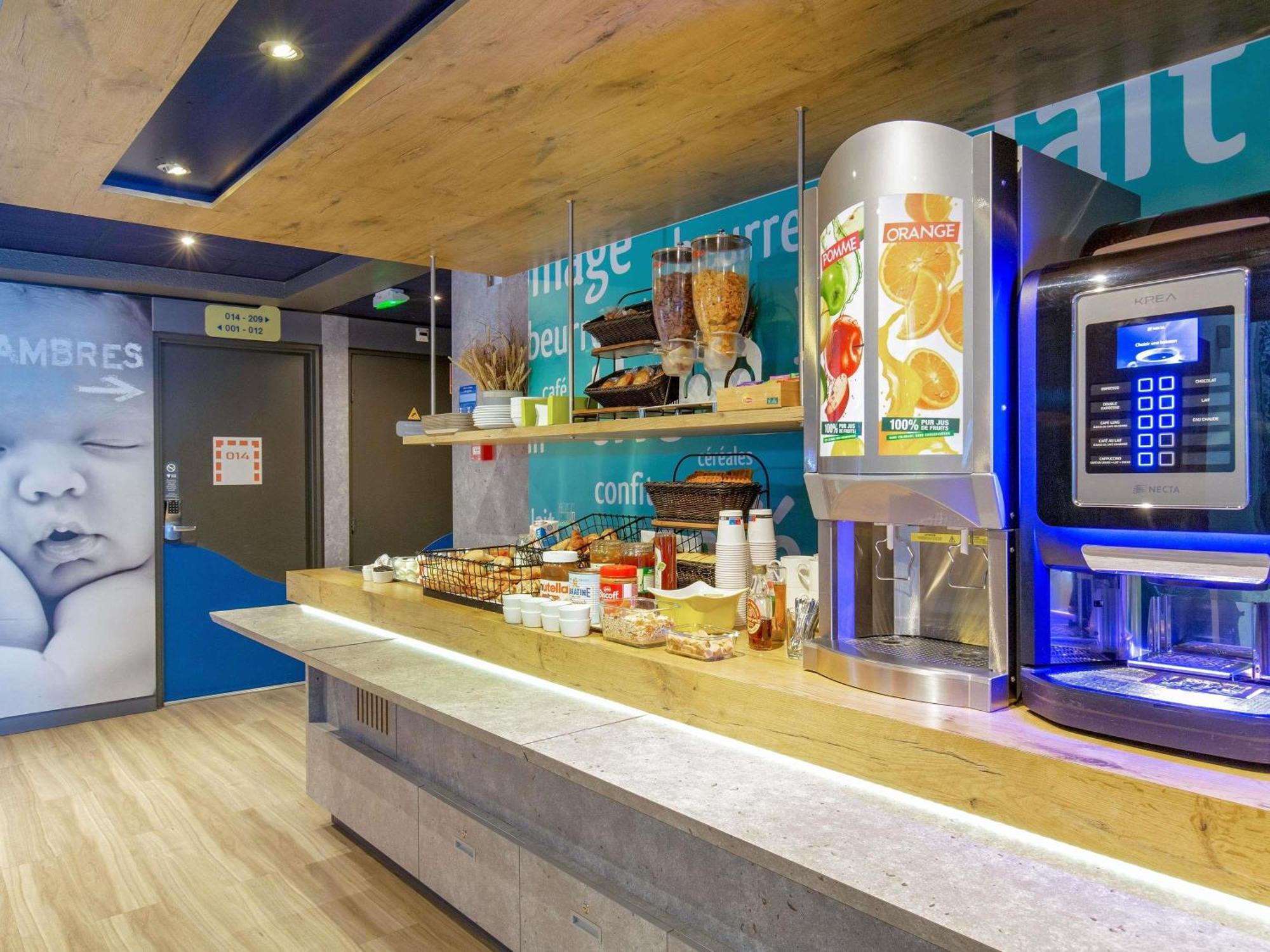Ibis Budget 카바용 외부 사진