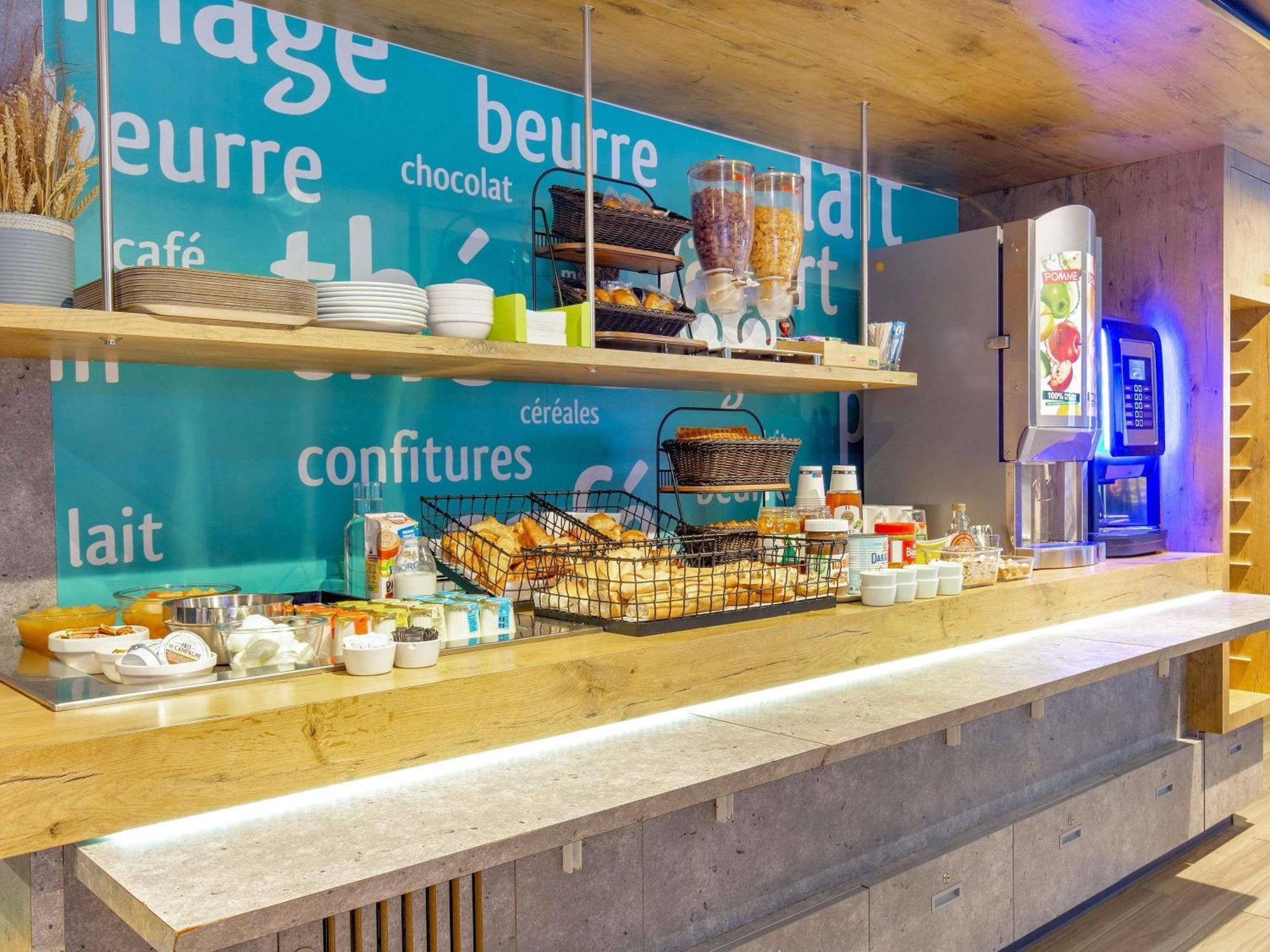 Ibis Budget 카바용 외부 사진
