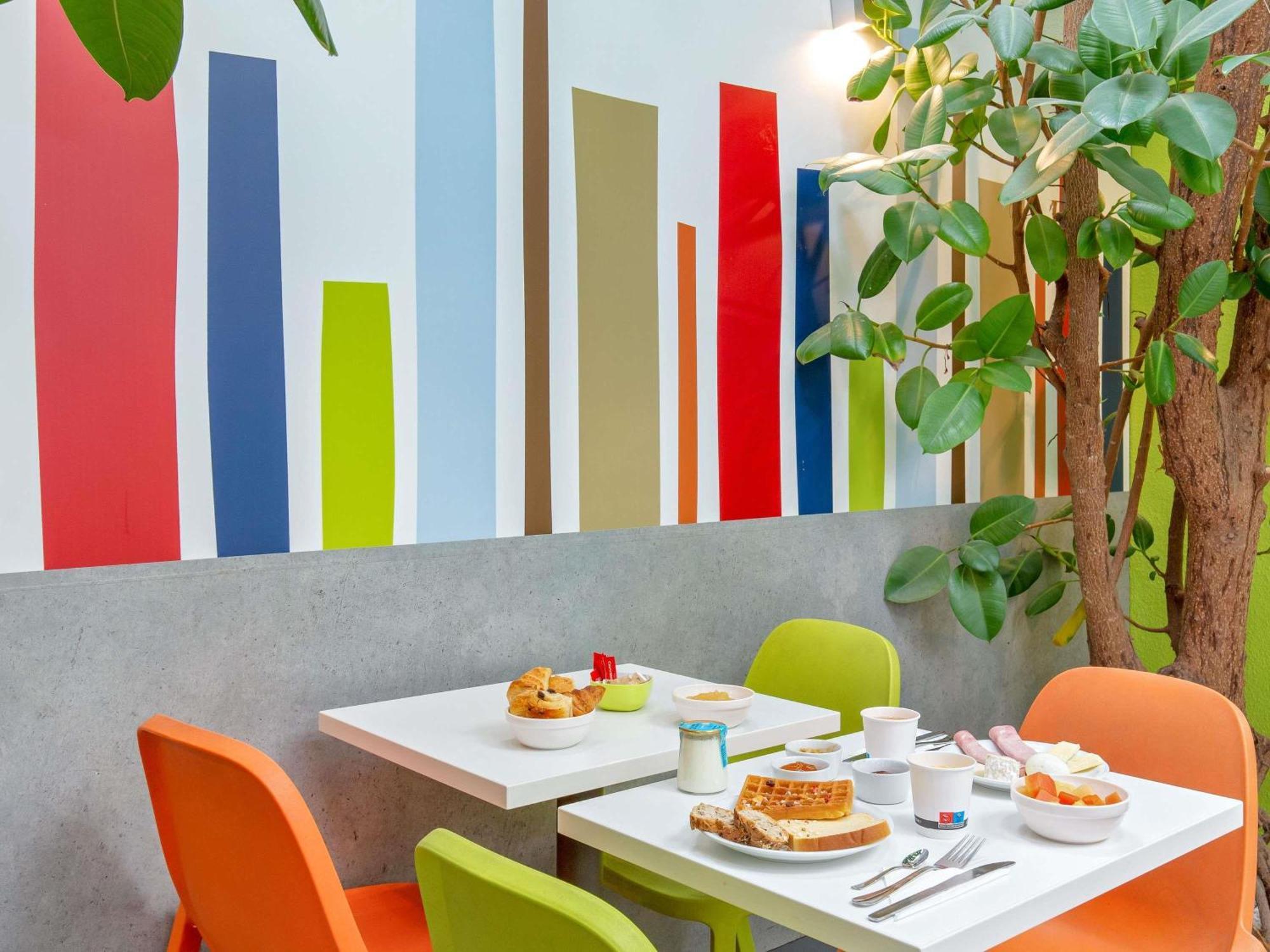 Ibis Budget 카바용 외부 사진